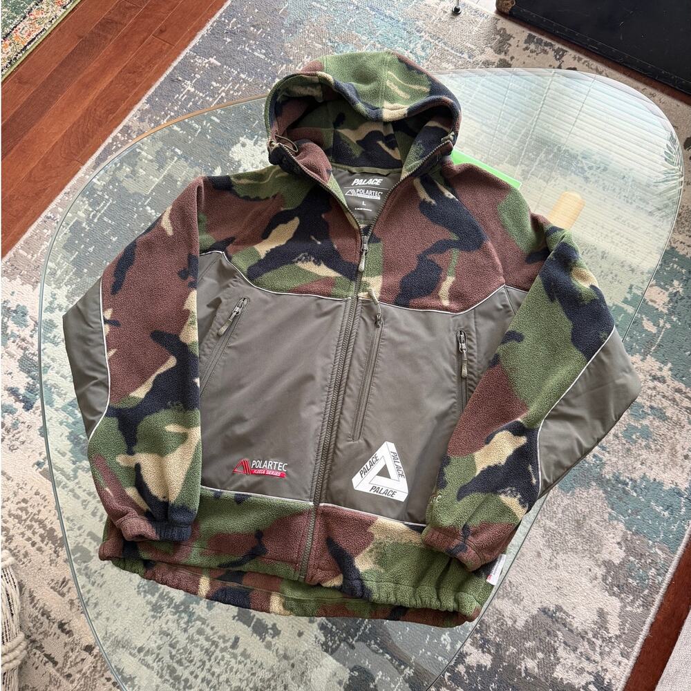 Palace FW23 Polartech Fleece 3M Hooded Jacket Woodland Camo